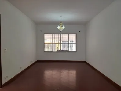 Casa com 3 Quartos para alugar, 160m² no Jardim Santa Emília, São Paulo