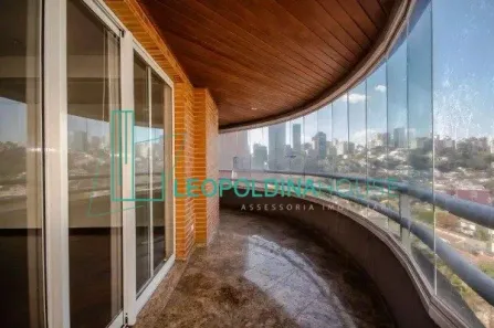 Apartamento com 3 Quartos para alugar, 140m² no Vila Madalena, São Paulo