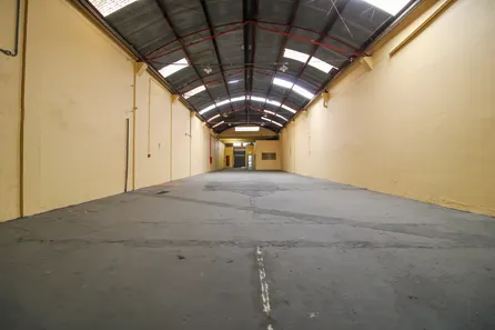 Galpão/Depósito/Armazém para alugar, 605m² no São João, Porto Alegre