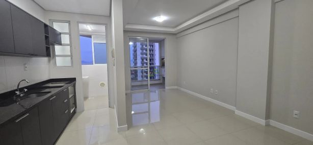 Apartamento com 2 Quartos à venda, 90m² no Barreiros, São José