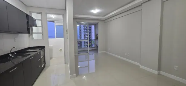 Apartamento com 2 Quartos à venda, 90m² no Barreiros, São José