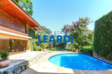 Casa com 5 Quartos à venda, 798m² no Jardim Guedala, São Paulo