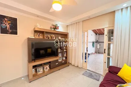 Casa com 2 Quartos à venda, 125m² no Parque Residencial Jundiaí, Jundiaí