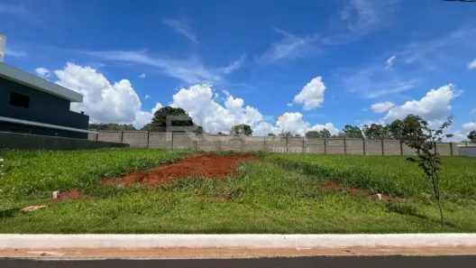 Lote/Terreno à venda, 250m² no Residencial Samambaia, São Carlos