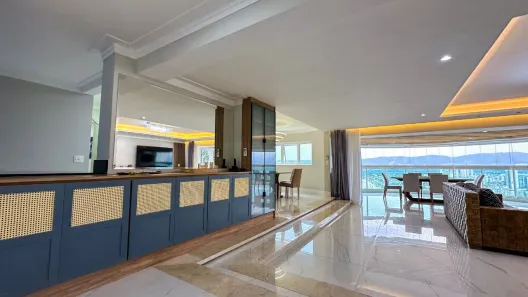 Apartamento com 4 Quartos para venda ou aluguel, 225m² no Mar e Céu, Guarujá