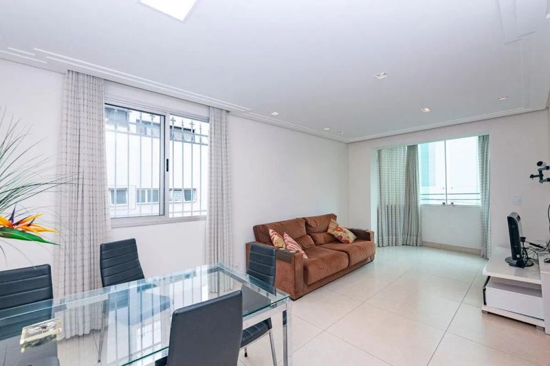 Apartamento com 3 quartos — Nova Granada, Belo Horizonte