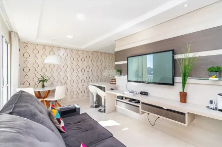 Apartamento com 2 Quartos à venda, 57m² no Capão Raso, Curitiba