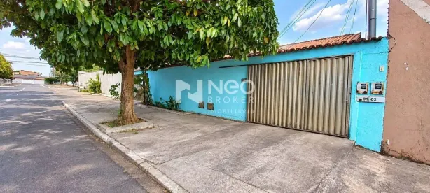 Casa de Condomínio com 5 Quartos à venda, 284m² no Jardim Ana Lúcia, Goiânia