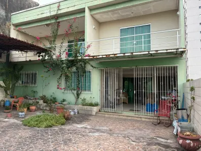 Casa com 5 Quartos à venda, 400m² no Dom Pedro I, Manaus
