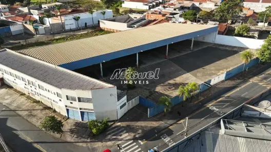 Galpão/Depósito/Armazém para alugar, 2617m² no Higienópolis, Piracicaba