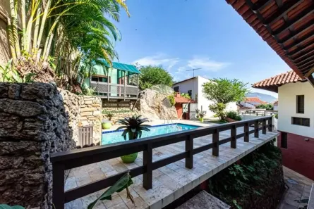 Casa com 4 Quartos à venda, 394m² no São Francisco, Niterói