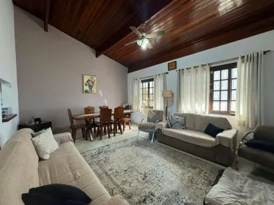 Casa com 3 Quartos à venda, 175m² no Recreio Maristela, Atibaia