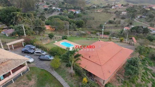 Fazenda/Sítio com 4 Quartos à venda, 140m² no Centro, Santa Branca