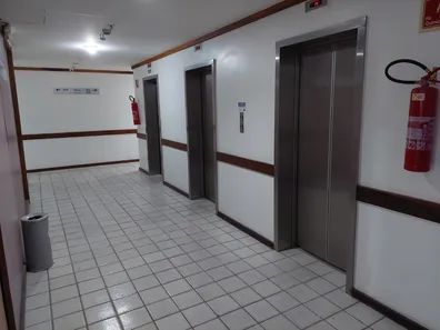Sala Comercial à venda, 50m² no Caminho das Árvores, Salvador