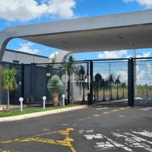 Lote/Terreno à venda, 735m² no Shopping Park, Uberlândia