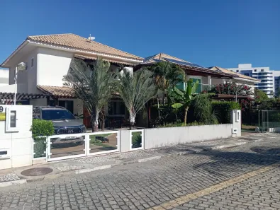 Casa de Condomínio com 4 Quartos à venda, 200m² no Buraquinho, Lauro de Freitas