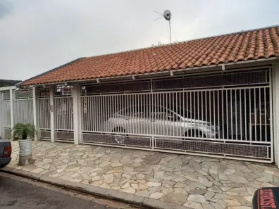 Casa com 4 Quartos à venda, 200m² no Jardim Guarujá, Marília