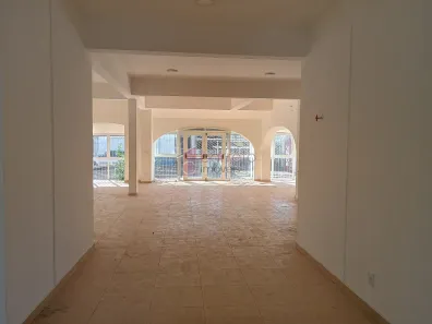 Ponto Comercial para alugar, 880m² no Centro, Jundiaí