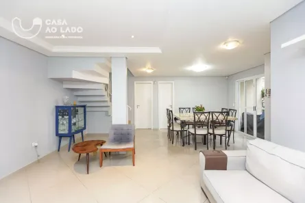 Sobrado com 4 Quartos à venda, 200m² no Cristo Rei, Curitiba