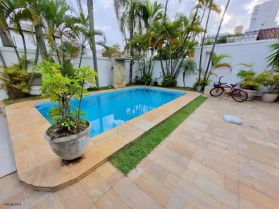 Casa com 3 Quartos à venda, 220m² no Enseada, Guarujá