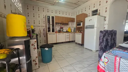 Casa com 4 Quartos à venda, 350m² no Planalto, Manaus