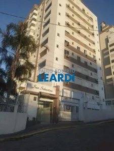 Apartamento com 2 Quartos à venda, 64m² no Barreiros, São José