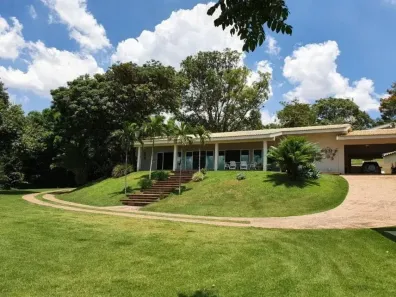 Fazenda/Sítio com 7 Quartos à venda, 1000m² no Praia dos Namorados, Americana