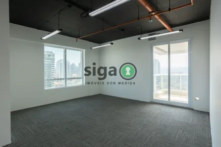 Sala Comercial à venda, 39m² no Chácara Santo Antônio (Zona Sul), São Paulo