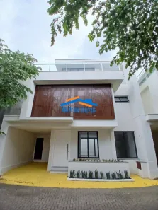 Casa com 5 Quartos à venda, 176m² no Camburi, São Sebastião