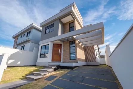 Casa com 4 Quartos à venda, 199m² no Rio Tavares, Florianópolis
