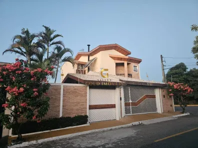 Sobrado com 4 Quartos à venda, 270m² no Loteamento Villa Branca, Jacareí