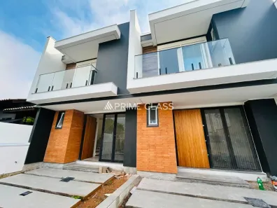 Sobrado com 3 Quartos à venda, 108m² no Igara, Canoas