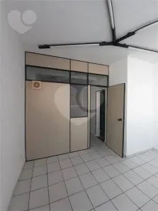 Sala Comercial à venda, 46m² no Centro, Niterói
