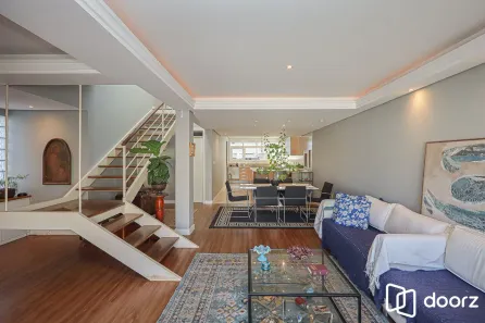 Casa com 4 Quartos à venda, 290m² no Chácara das Pedras, Porto Alegre