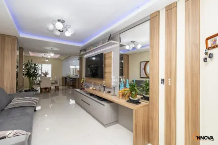 Sobrado com 3 Quartos à venda, 156m² no Portão, Curitiba