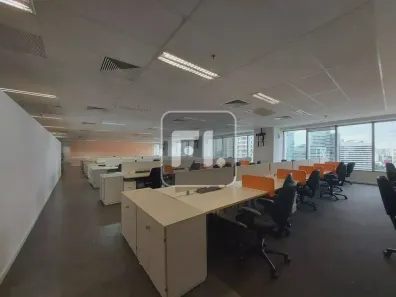 Sala Comercial para alugar, 215m² no Itaim Bibi, São Paulo