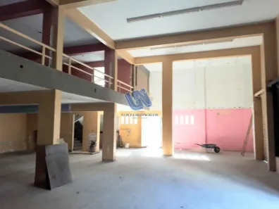 Imóvel Comercial à venda, 1050m² no Matatu, Salvador