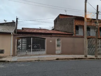Casa com 3 Quartos à venda, 238m² no Jardim Leocádia, Sorocaba