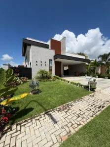 Casa de Condomínio com 3 Quartos à venda, 237m² no Cajupiranga, Parnamirim