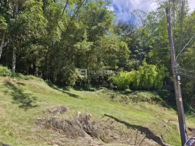 Lote/Terreno à venda, 728m² no Itacorubi, Florianópolis