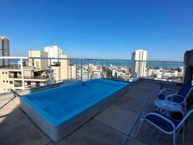 Casa com 3 Quartos à venda, 235m² no Enseada, Guarujá