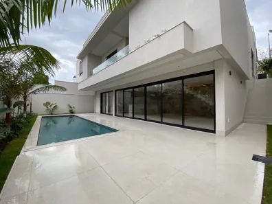 Casa de Condomínio com 3 Quartos à venda, 334m² no Nova Uberlândia, Uberlândia