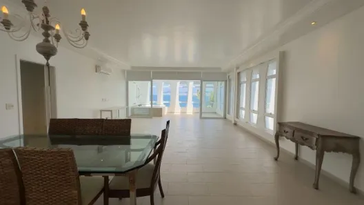Apartamento com 3 Quartos à venda, 200m² no Mar e Céu, Guarujá
