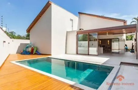 Casa com 4 Quartos à venda, 240m² no Parque dos Príncipes, São Paulo