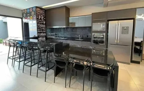 Casa com 3 Quartos à venda, 250m² no Residencial Reserva Esmeralda, Marília