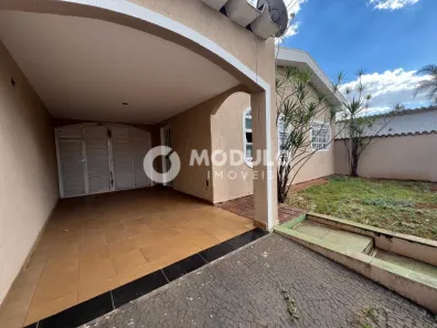 Casa com 3 Quartos à venda, 115m² no Vigilato Pereira, Uberlândia