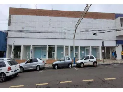 Prédio Comercial à venda, 891m² no Centro, Osvaldo Cruz