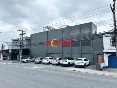 Galpão/Depósito/Armazém para alugar, 624m² no Cumbica, Guarulhos