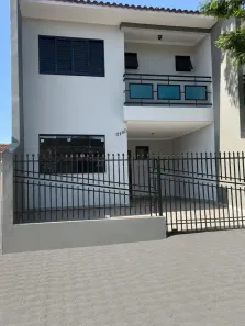 Sobrado com 3 Quartos para alugar, 113m² no Zona 07, Maringá