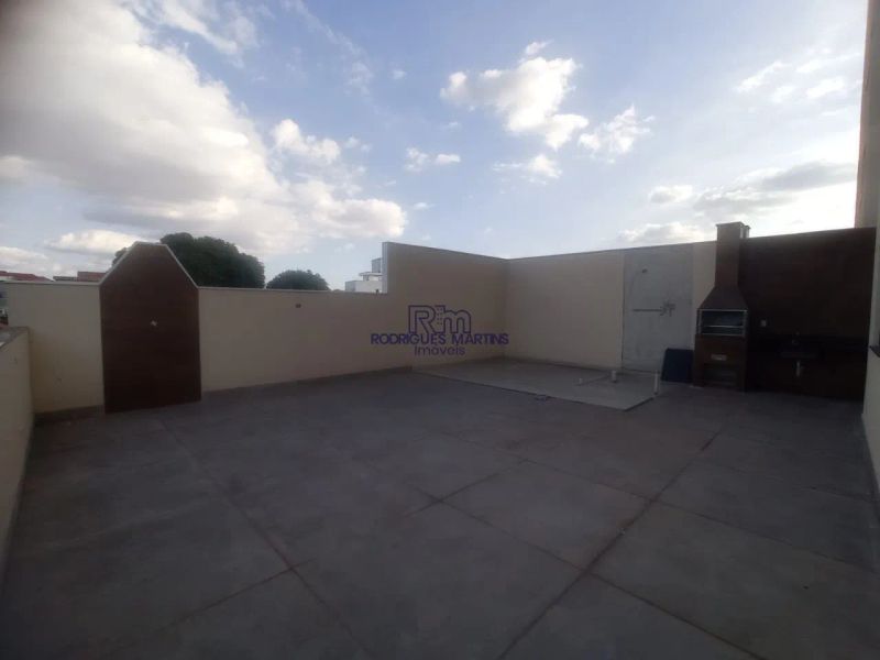 Apartamento com 2 quartos — Serrano, Belo Horizonte